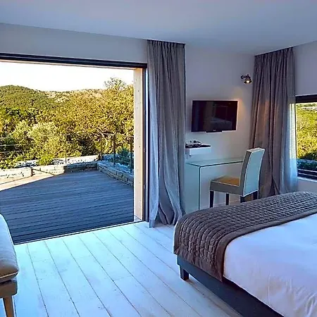 Les Lofts De Palombaggia Aparthotel